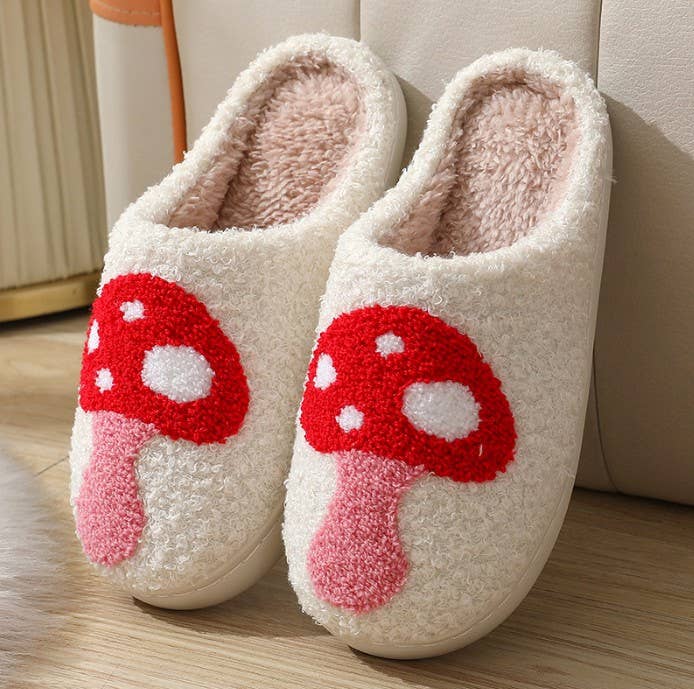 JOSSLYN by Wall to Wall - SOFT PLUSH MUSHROOM HEART RAINBOW WARM SLIPPERS | 40SP014: SMILEY CHECKER BLUE / Large