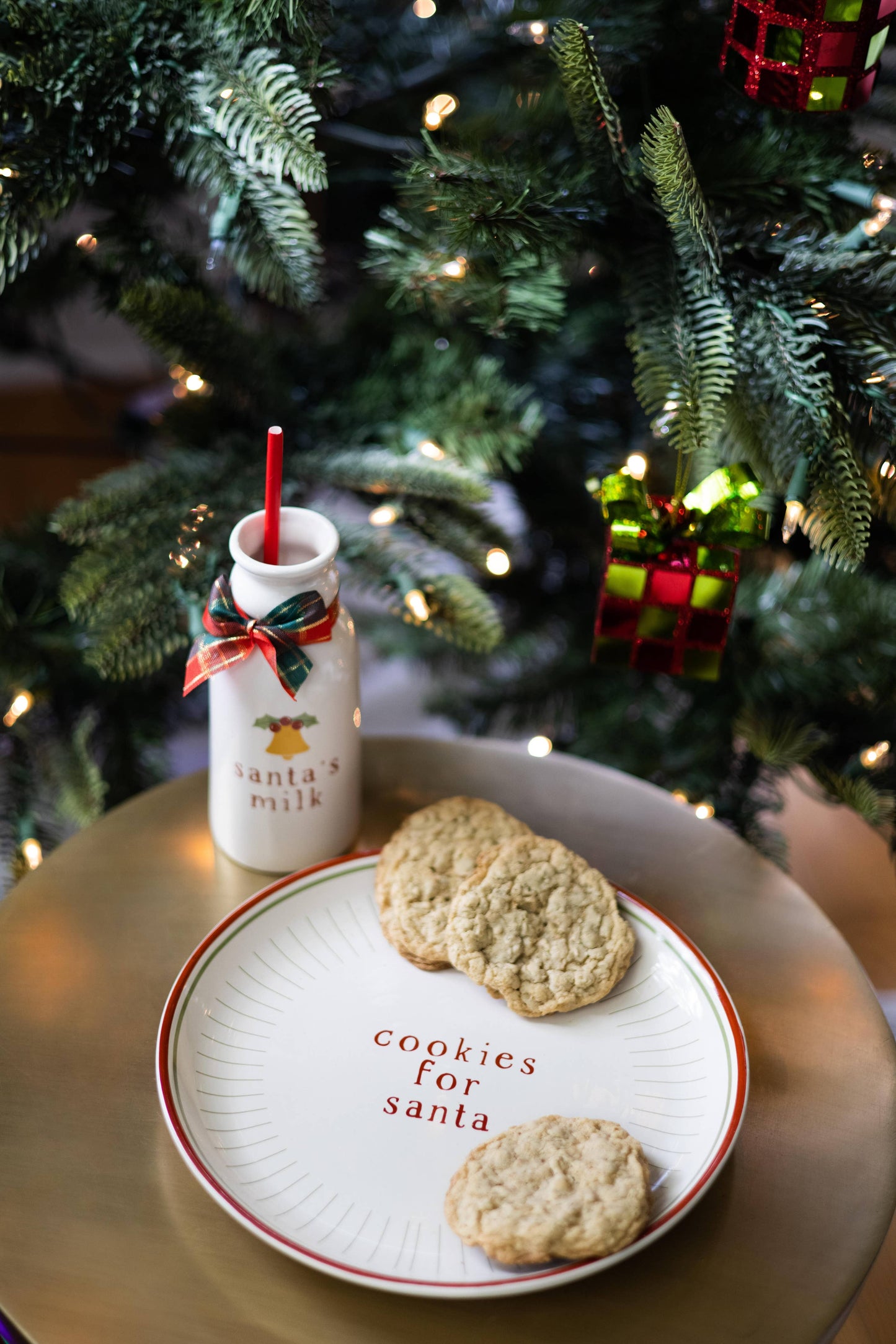 Santa Holiday And Christmas Cookie Set