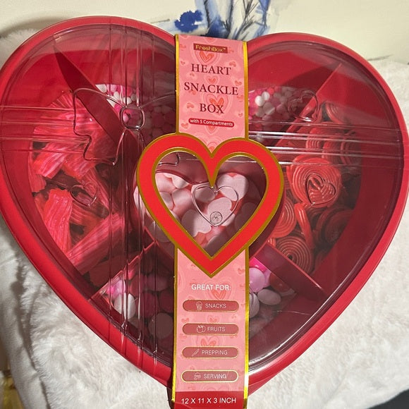 Heart Snackle Box